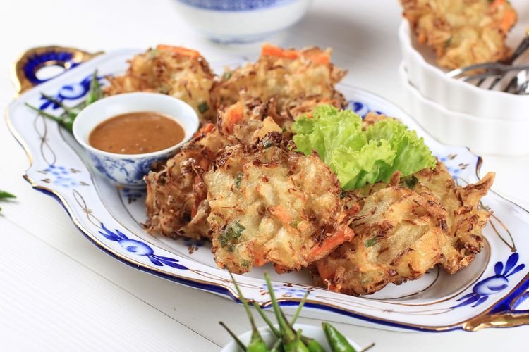 10 Makanan Penyebab Asam Lambung Naik: Waspadai dan Hindari!